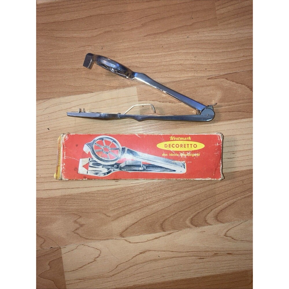 Vintage Westmark DECORETTO Garnishing Tool - Radish/Citrus Cutter/Or/Germany